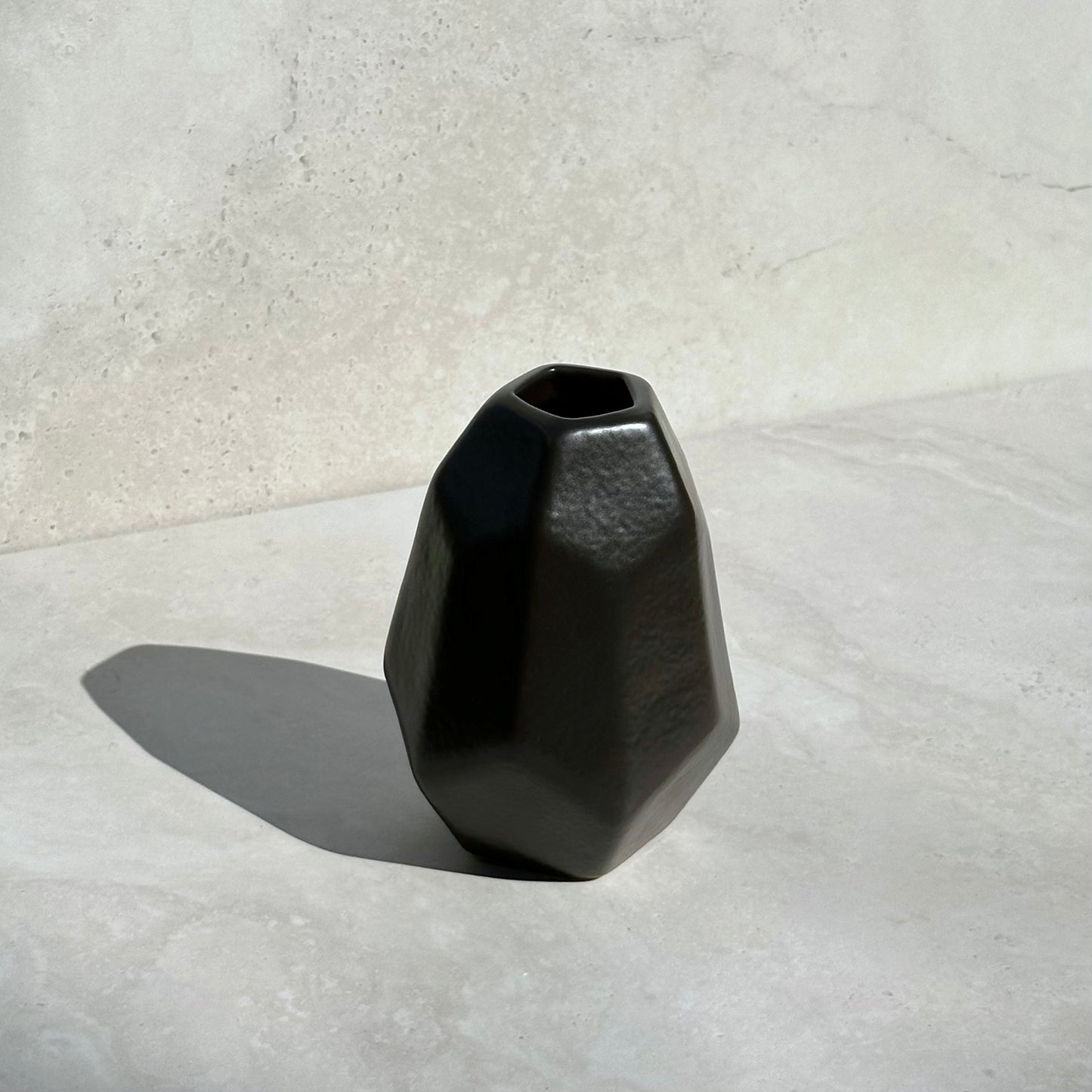Geo Vase - Black