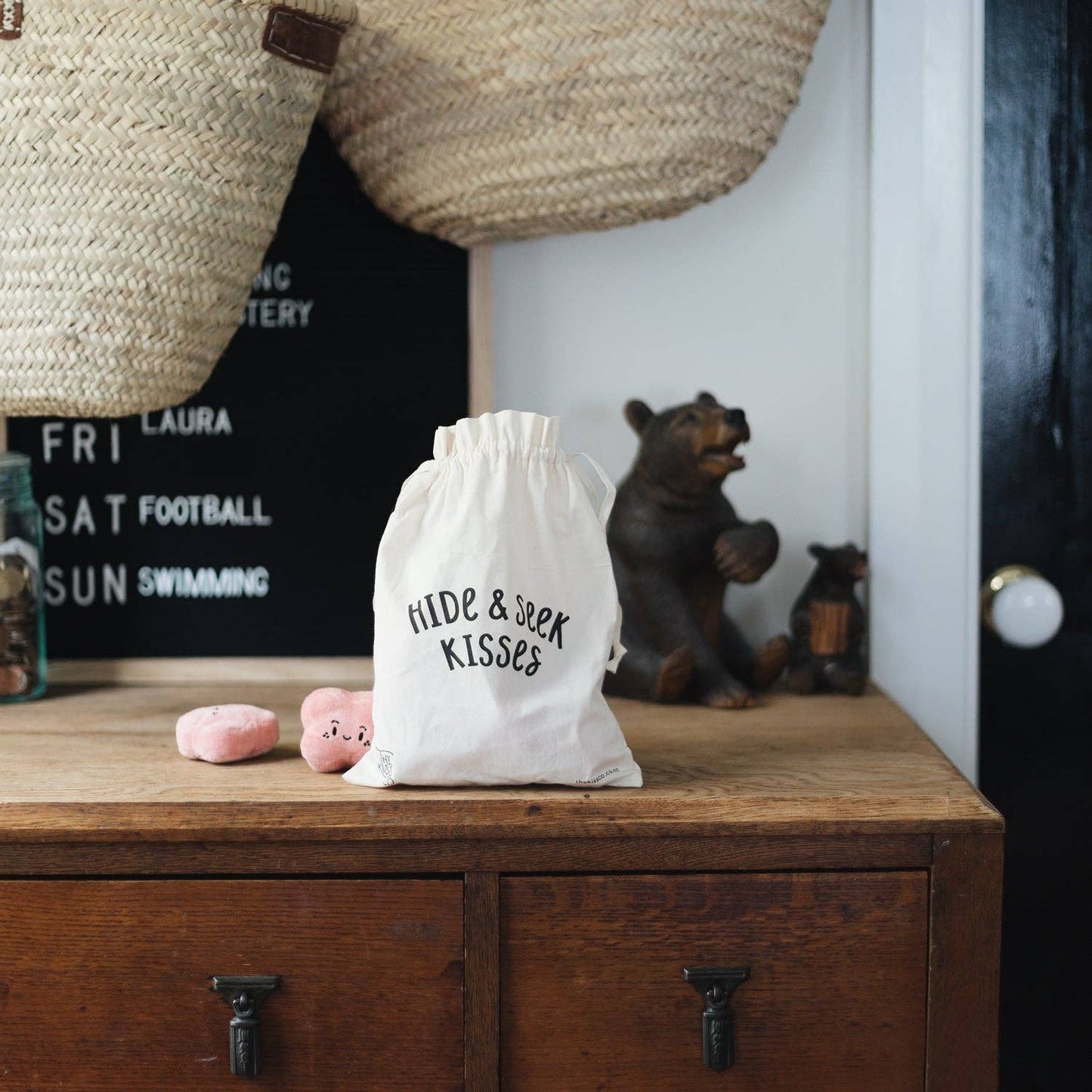 Hide & Seek Kisses